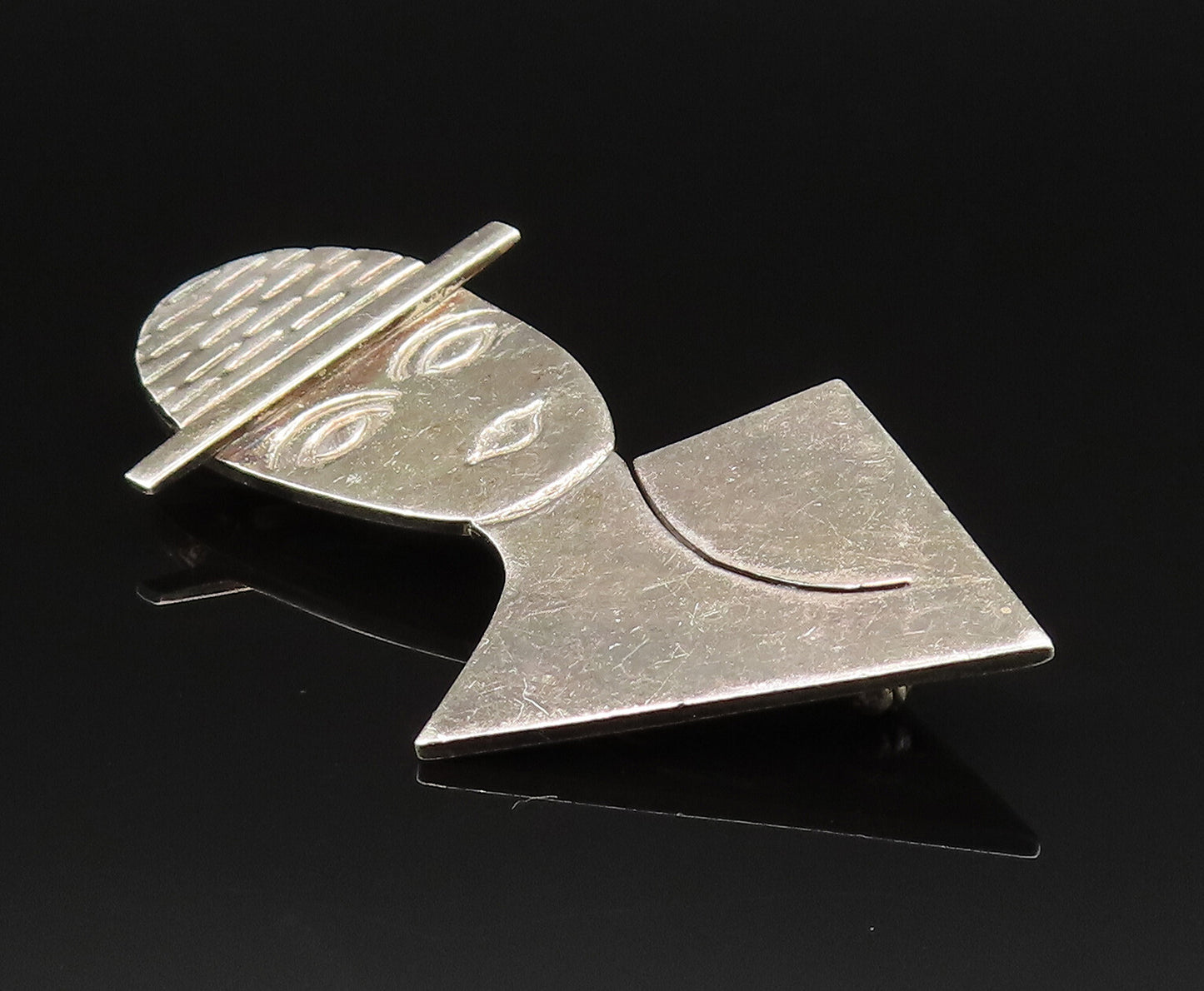 MEXICO 925 Silver  Vintage Engraved Man With Hat Flat Brooch Pin  BP9676