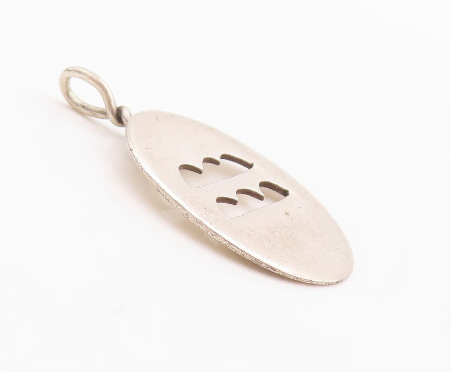 925 Sterling Silver Vintage Pendant Minimalist Oval Cutout Design  PT23666