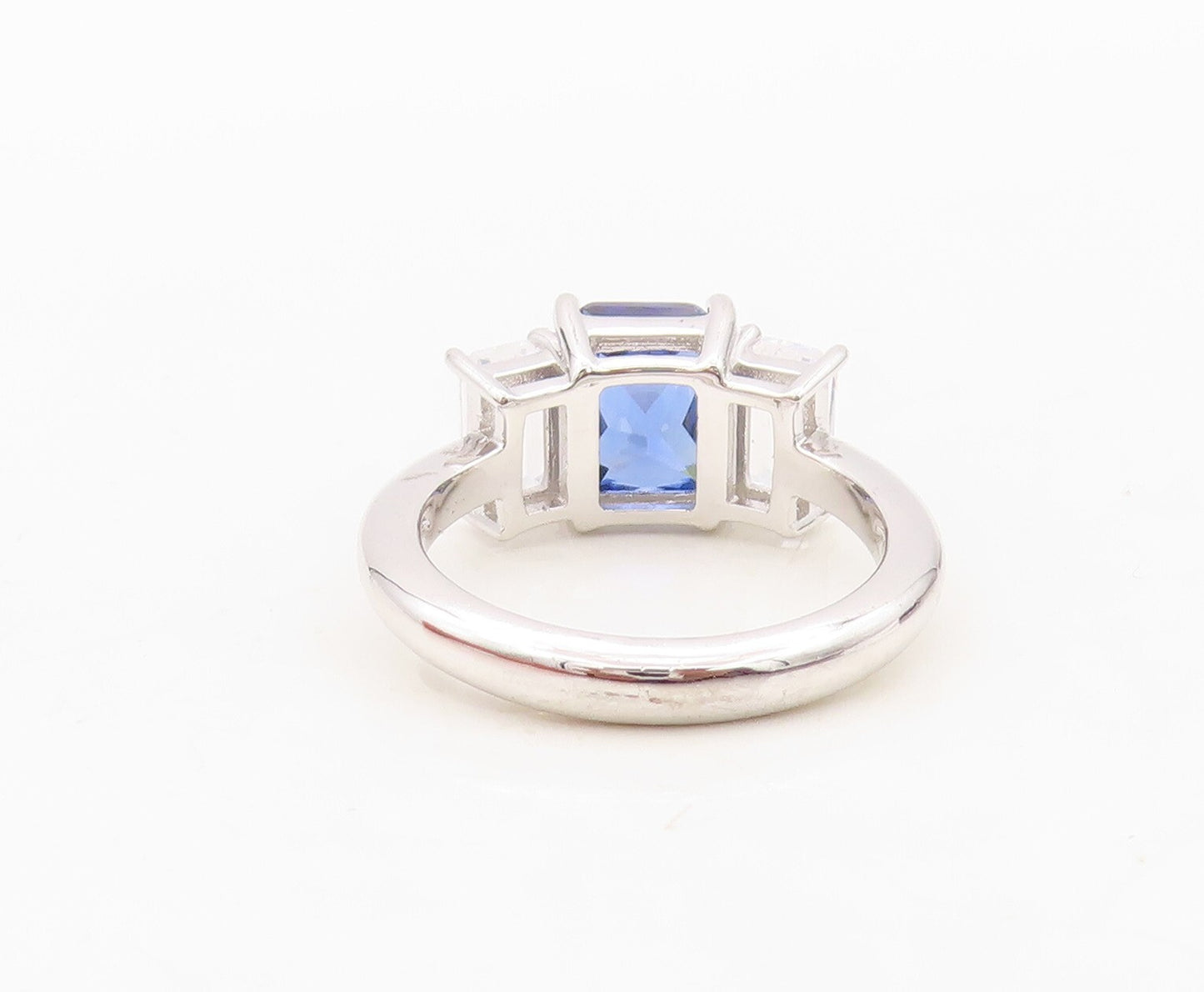 925 Sterling Silver Vintage Ring Rectangle Sapphire CZ Side Stones  Sz 7 RG30352