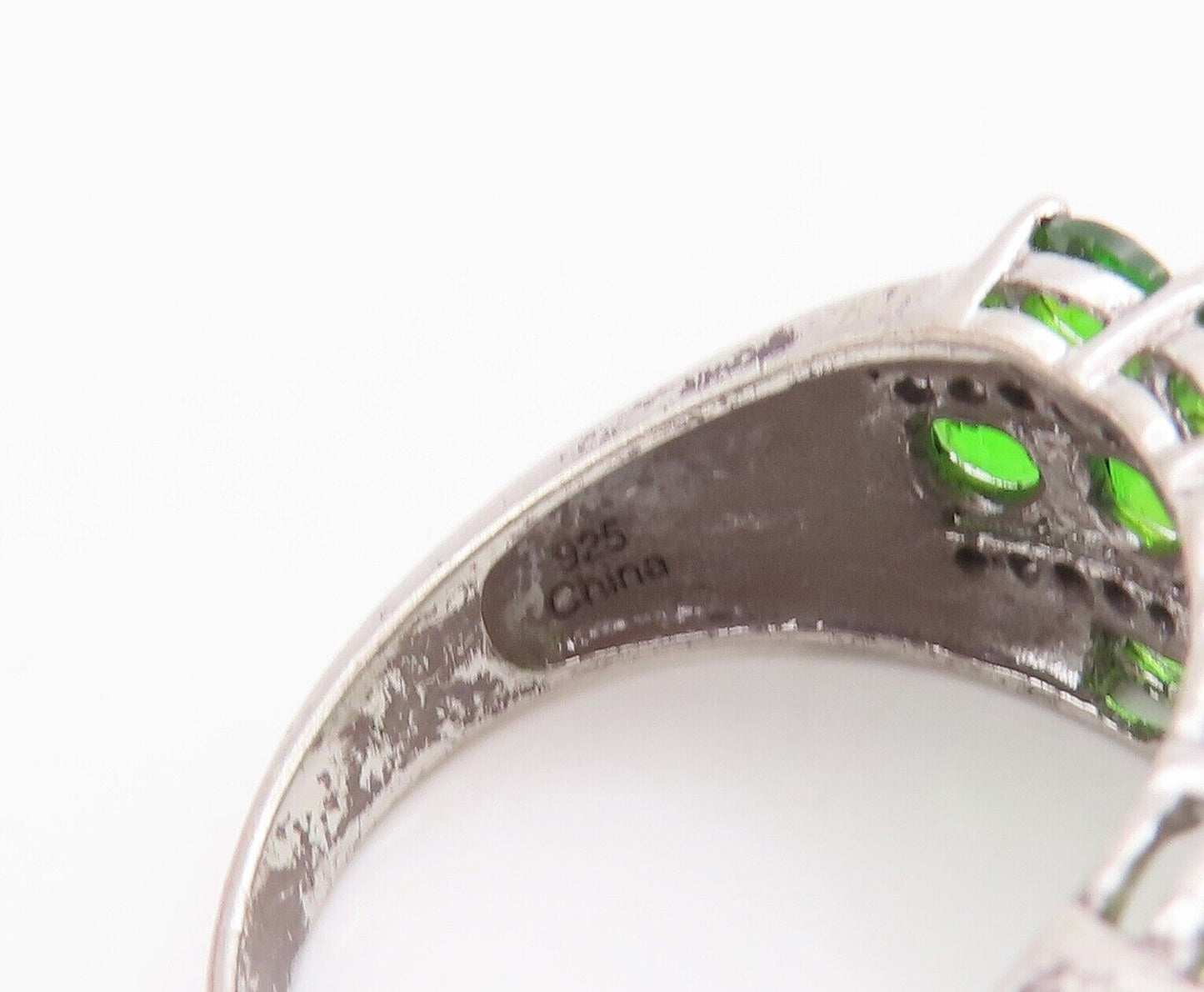 925 Sterling Silver Vintage Ring Oval Green & Round White CZ Bands Sz 9  RG28420