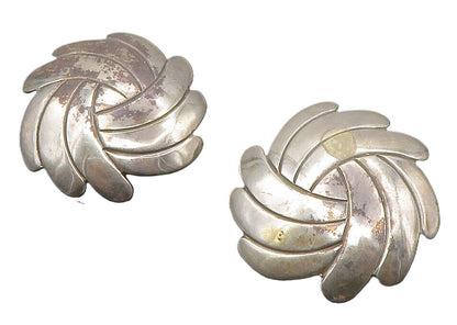 925 Sterling Silver  Vintage Shiny Round Swirl Design Drop Earrings  EG7183