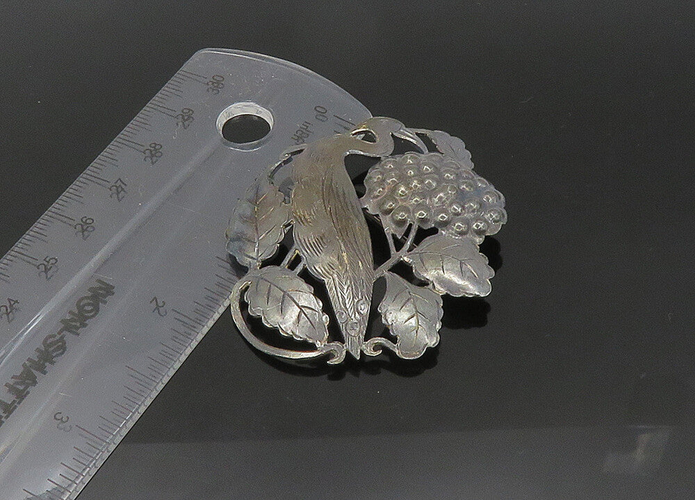 HANDERBEIT 925 Sterling Silver  Vintage Oxidized Grape Vine Brooch Pin  BP8502