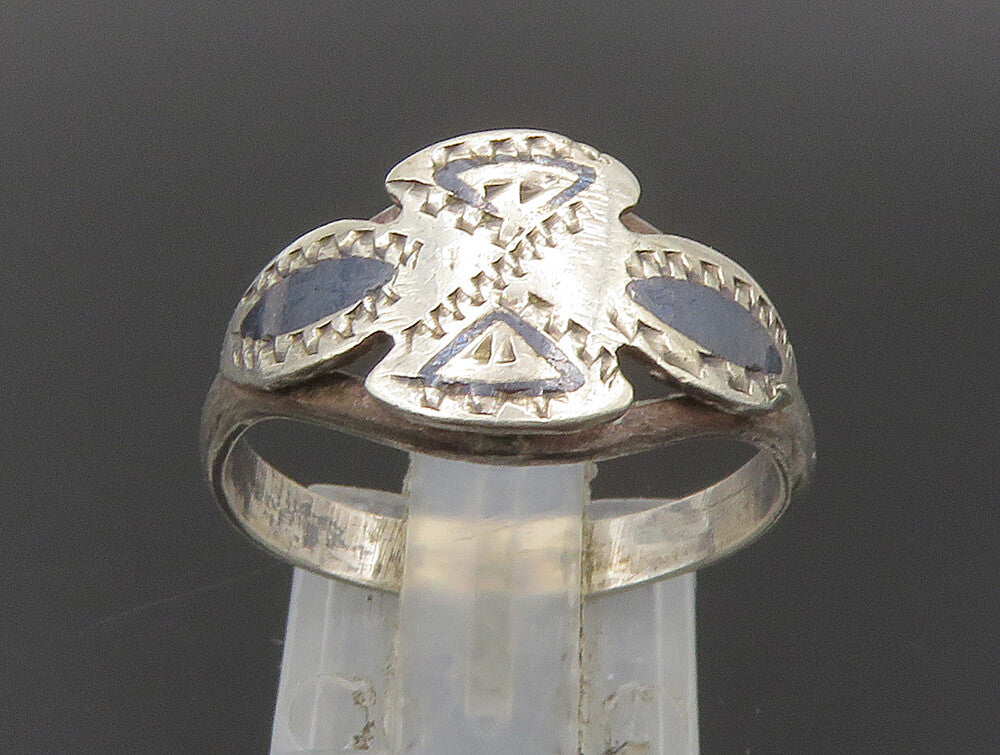 EUROPEAN 925 Silver  Vintage Enamel Eyes Etched Face Motif Ring Sz 8.5 RG24216