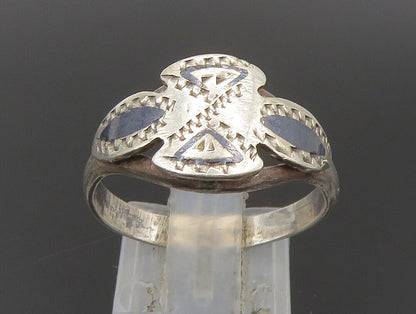 EUROPEAN 925 Silver  Vintage Enamel Eyes Etched Face Motif Ring Sz 8.5 RG24216