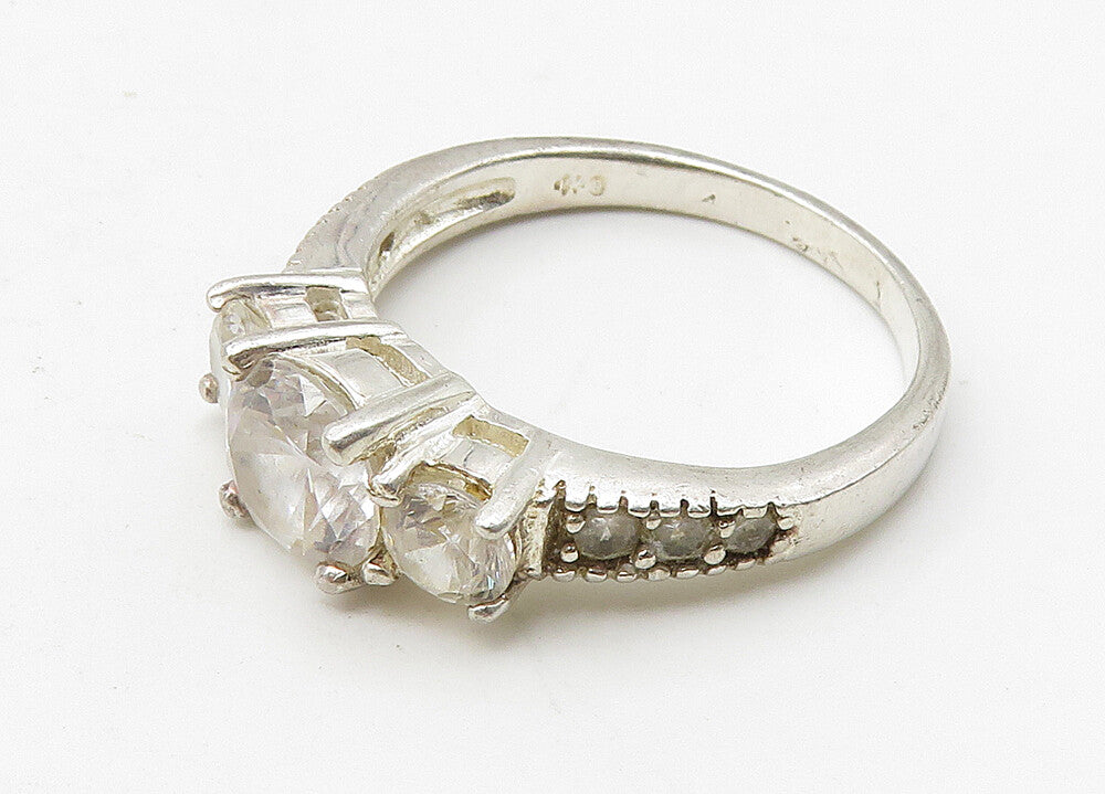 925 Sterling Silver  Vintage Cubic Zirconia Graduated Band Ring Sz 9  RG10432