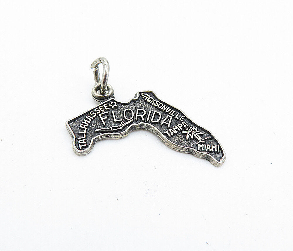 925 Sterling Silver  Vintage Petite Dark Tone Florida State Map Pendant PT4051