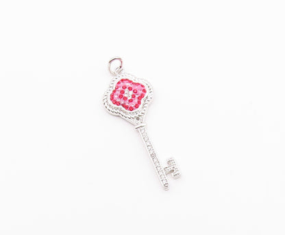 925 Sterling Silver  Vintage Pink Crystal & Topaz Key Motif Pendant  PT17410