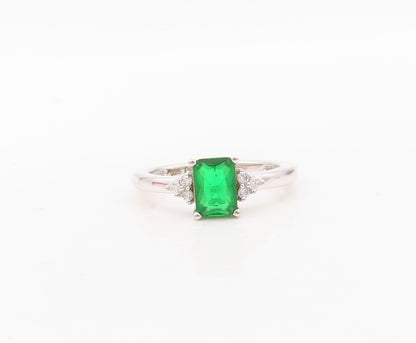 925 Sterling Silver Vintage Ring Rectangle Green & White CZ  Sz 7  RG30371