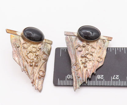 925 Sterling Silver Vintage Earrings Oval Cabochon Onyx Brutalist Carved EG13016