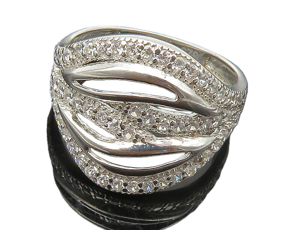 925 Sterling Silver  Shiny White Topaz Cutout Design Band Ring Sz 7  RG15509