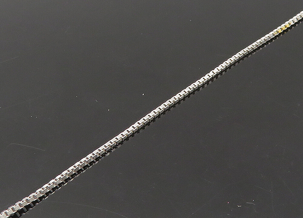 925 Sterling Silver  Vintage Shiny Two Tone Charmed Chain Bracelet  BT8750