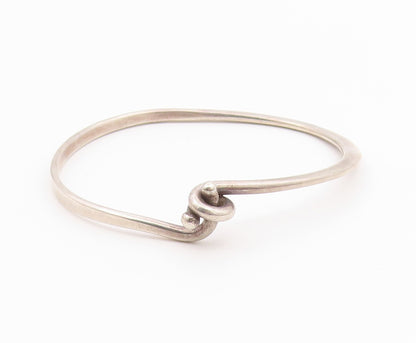 PLUNKETT 925 Sterling Silver  Vintage Tied Knot Bangle Bracelet  BT8368