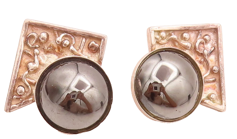 925 Sterling Silver  Vintage Swirled Molded Designer Hematite Earrings EG12427