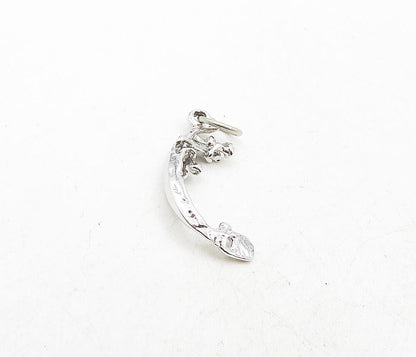 925 Sterling Silver  Vintage Petite Shiny Gondola Boat Motif Pendant  PT6840
