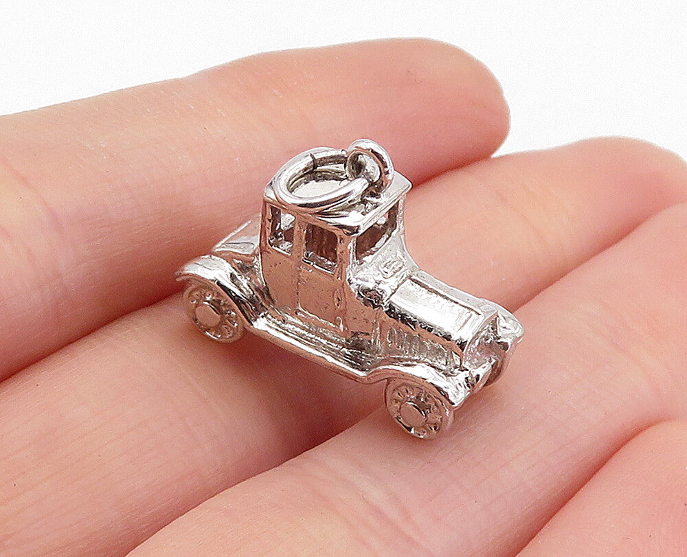 925 Sterling Silver  Vintage Petite Shiny Old Fashioned Car Pendant  PT4184