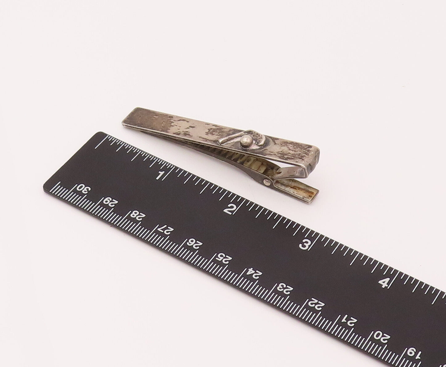 KREISLER 925 Silver  Vintage 3D Carved Hokey Stick & Ball Tie Pin  TR3487