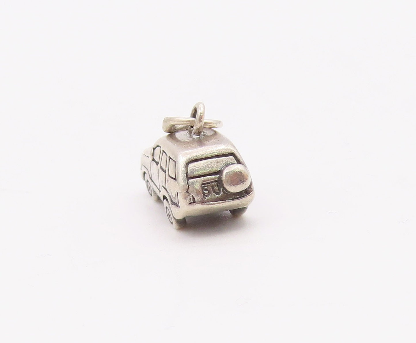925 Sterling Silver  Vintage Shiny Petite SUV Vehicle Car Pendant  PT19870