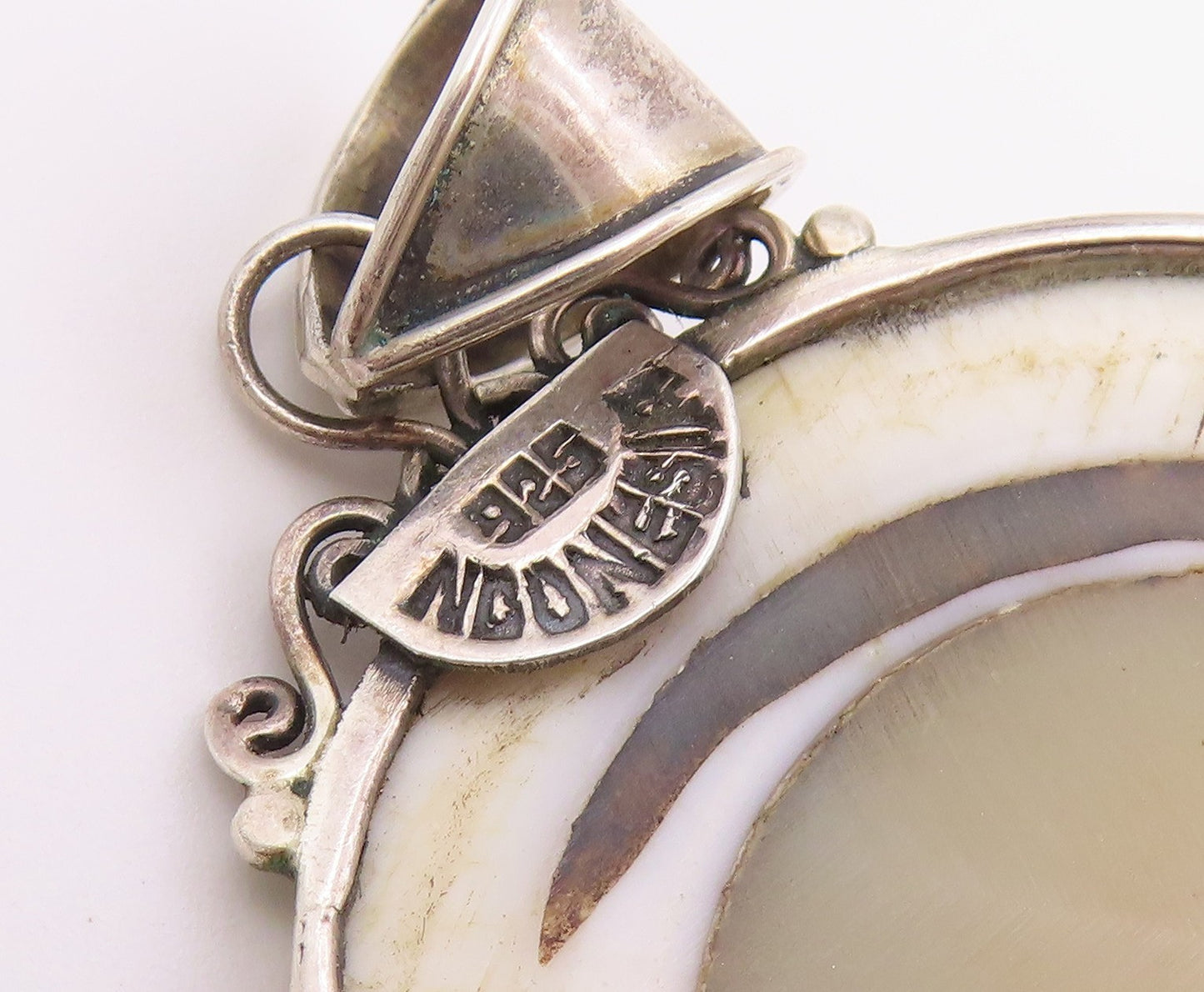 925 Sterling Silver Vintage Pendant Classic Coastal Sundial Seashell  PT26415
