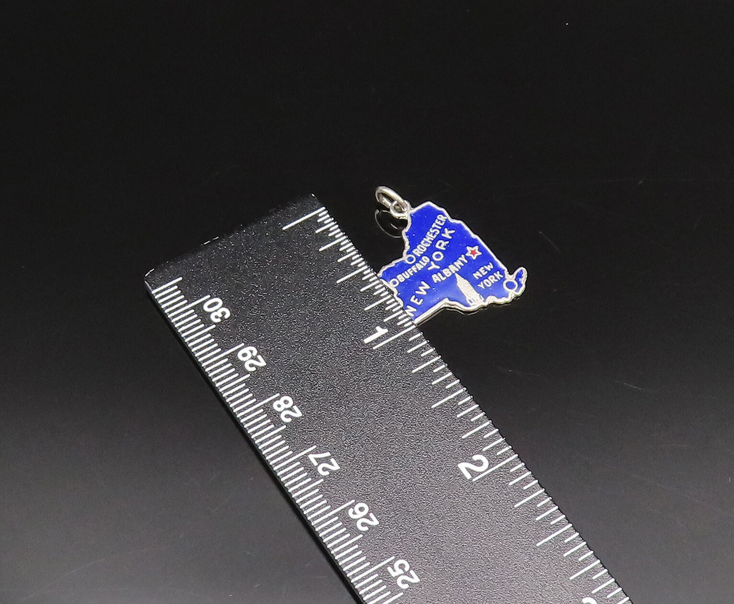 925 Sterling Silver  Vintage Enamel New York State Souvenir Pendant  PT21586