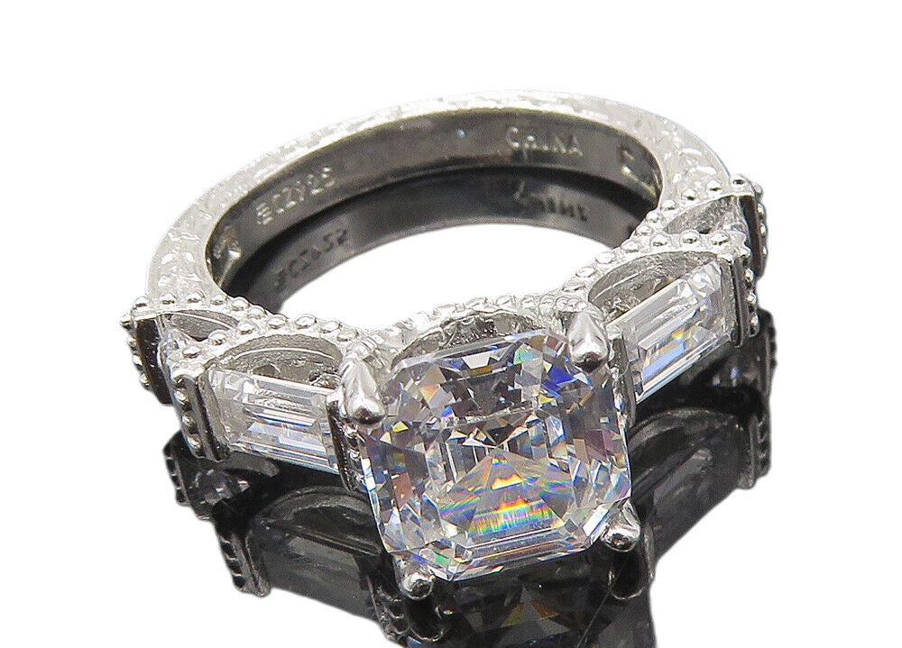 925 Sterling Silver  Cubic Zirconia Solitaire With Accents Ring Sz 5  RG11596
