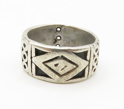 925 Sterling Silver Vintage Oxidized Pattern Round Band Ring Sz 7  RG14990