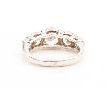 925 Sterling Silver Vintage Ring 5 Stone Round Cut Topaz band Sz 7  RG31621