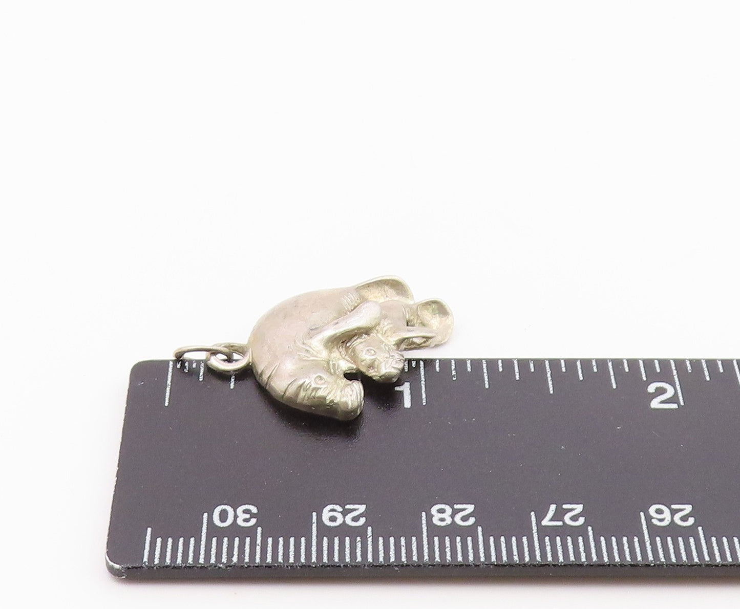 925 Sterling Silver  Vintage Carved Parent & Child Seal Love Pendant  PT21685