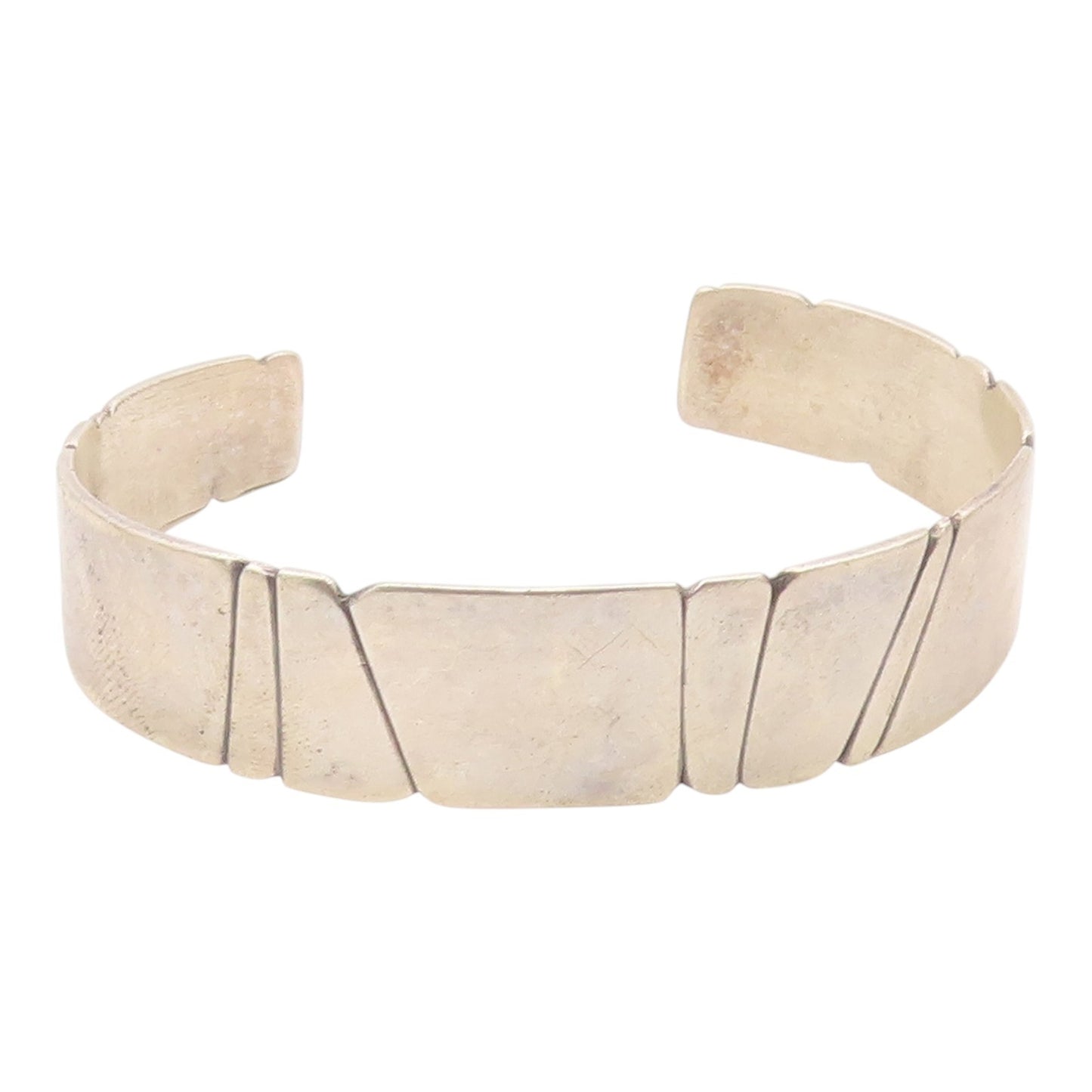 DESIGNER 925 Silver  Vintage Shiny Pattern Tapered Cuff Bracelet  BT9231