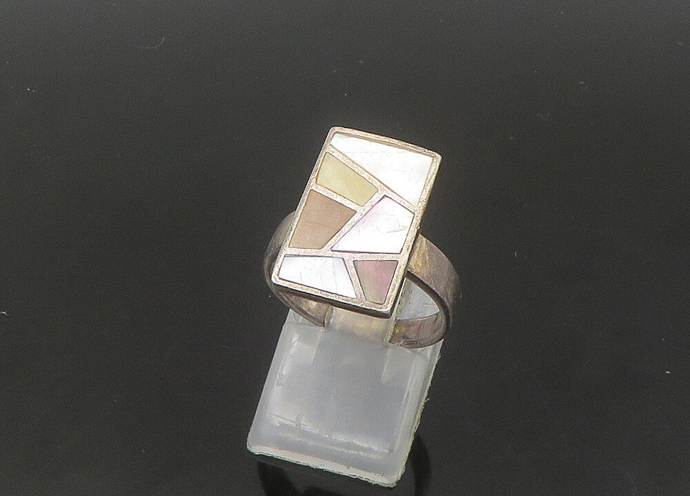 925 Sterling Silver  Vintage Inlaid Mother Of Pearl Band Ring Sz 7  RG22262
