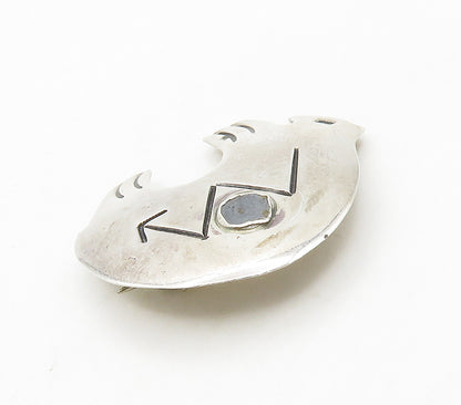 JOE DELGARITO NAVAJO 925 Silver  Vintage Arrow Etched Bear Brooch Pin  BP6246