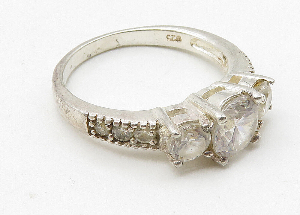 925 Sterling Silver  Vintage Cubic Zirconia Graduated Band Ring Sz 9  RG10432