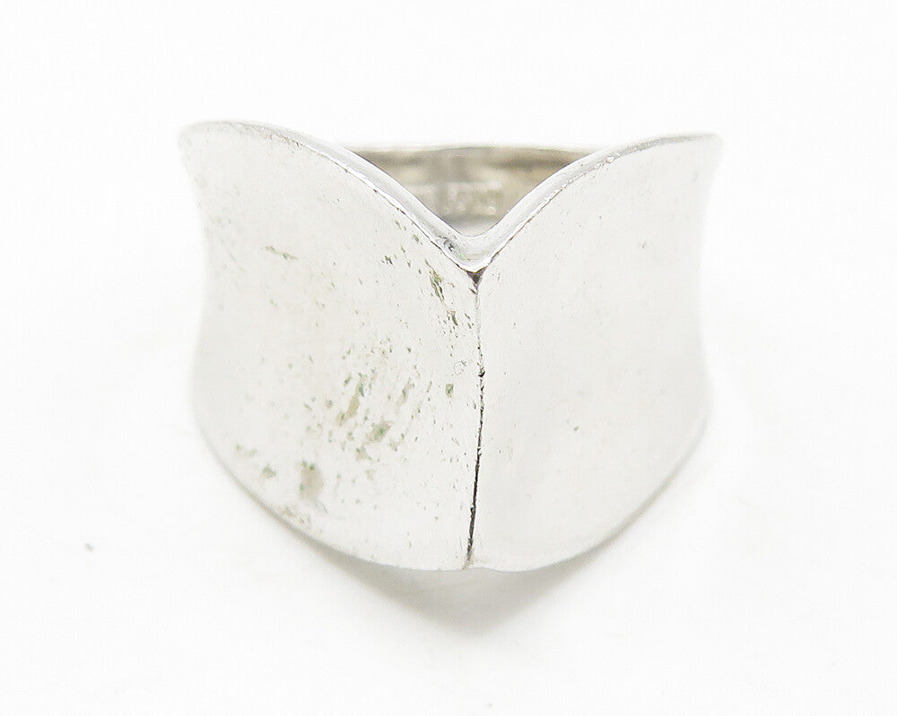 ESPO 925 Sterling Silver  Shiny Smooth Pointed Dome Band Ring Sz 5  RG11677