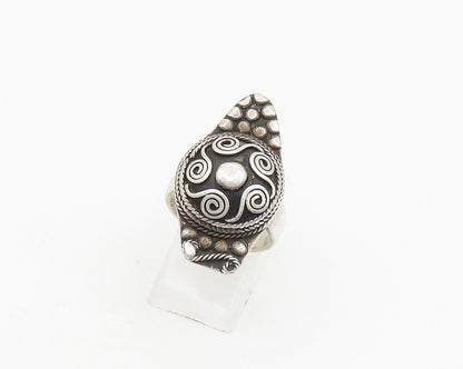 925 Sterling Silver  Vintage Spiral Twist Pattern Band Ring Sz 8  RG18636