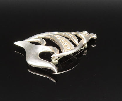 925 Sterling Silver  Vintage Carved Beaded Fish Cutout Brooch Pin  BP9571