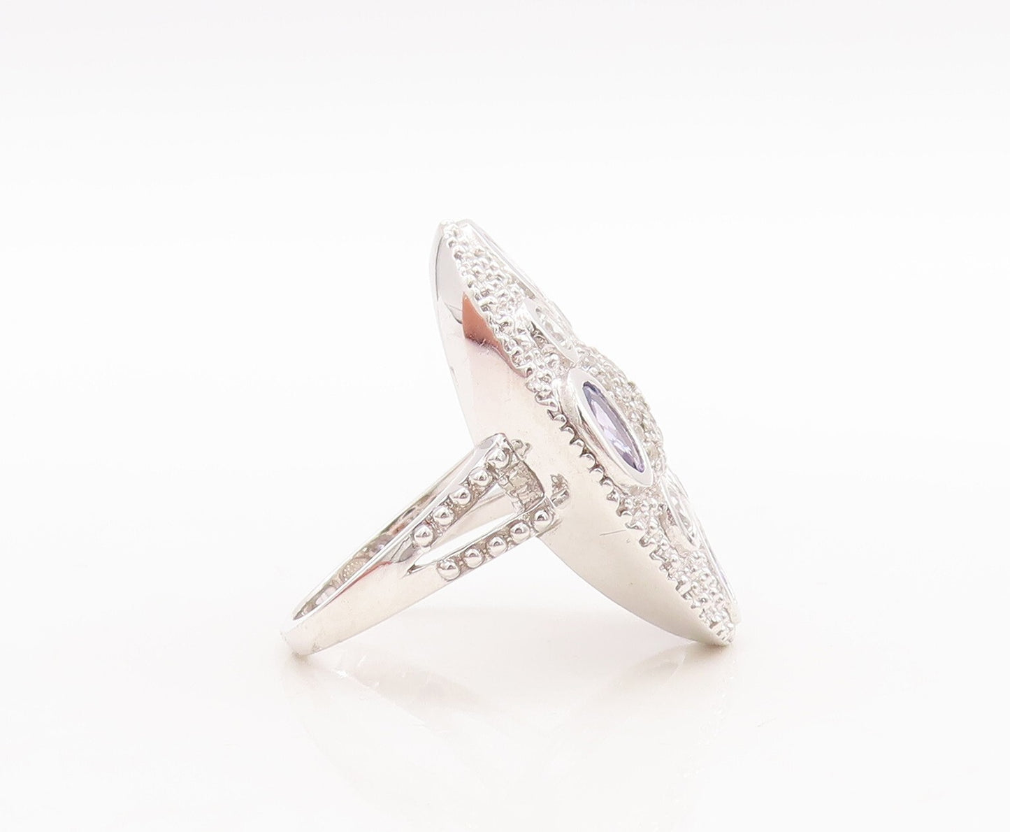 925 Sterling Silver Vintage Ring Large Oval Sapphire & CZ Inlay  Sz 7  RG29557