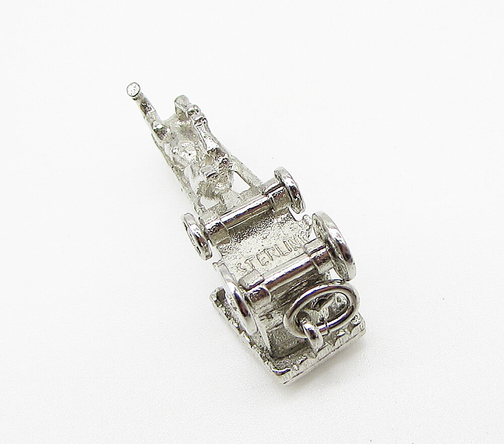 925 Sterling Silver  Bermuda Horse & Carriage Ride Charm Pendant  PT2248