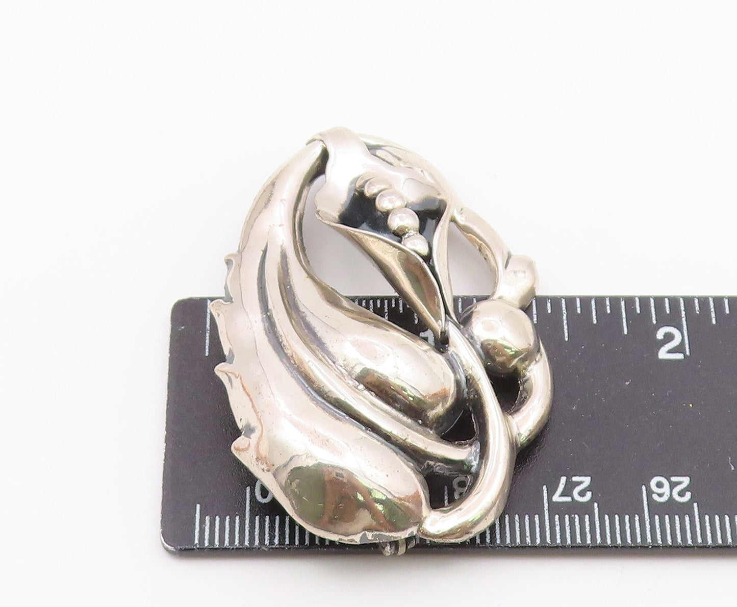 925 Sterling Silver  Vintage Shiny Smooth Flower & Leaf Brooch Pin  BP8119