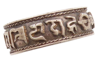 925 Sterling Silver Vintage Ring Dark Tone Antique Tibetan Sz 10.5 RG32404