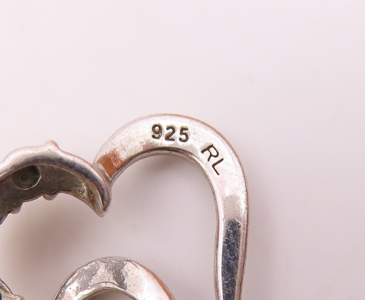 925 Silver Vintage Genuine Diamonds Interlocking Love Heart Pendant PT20832