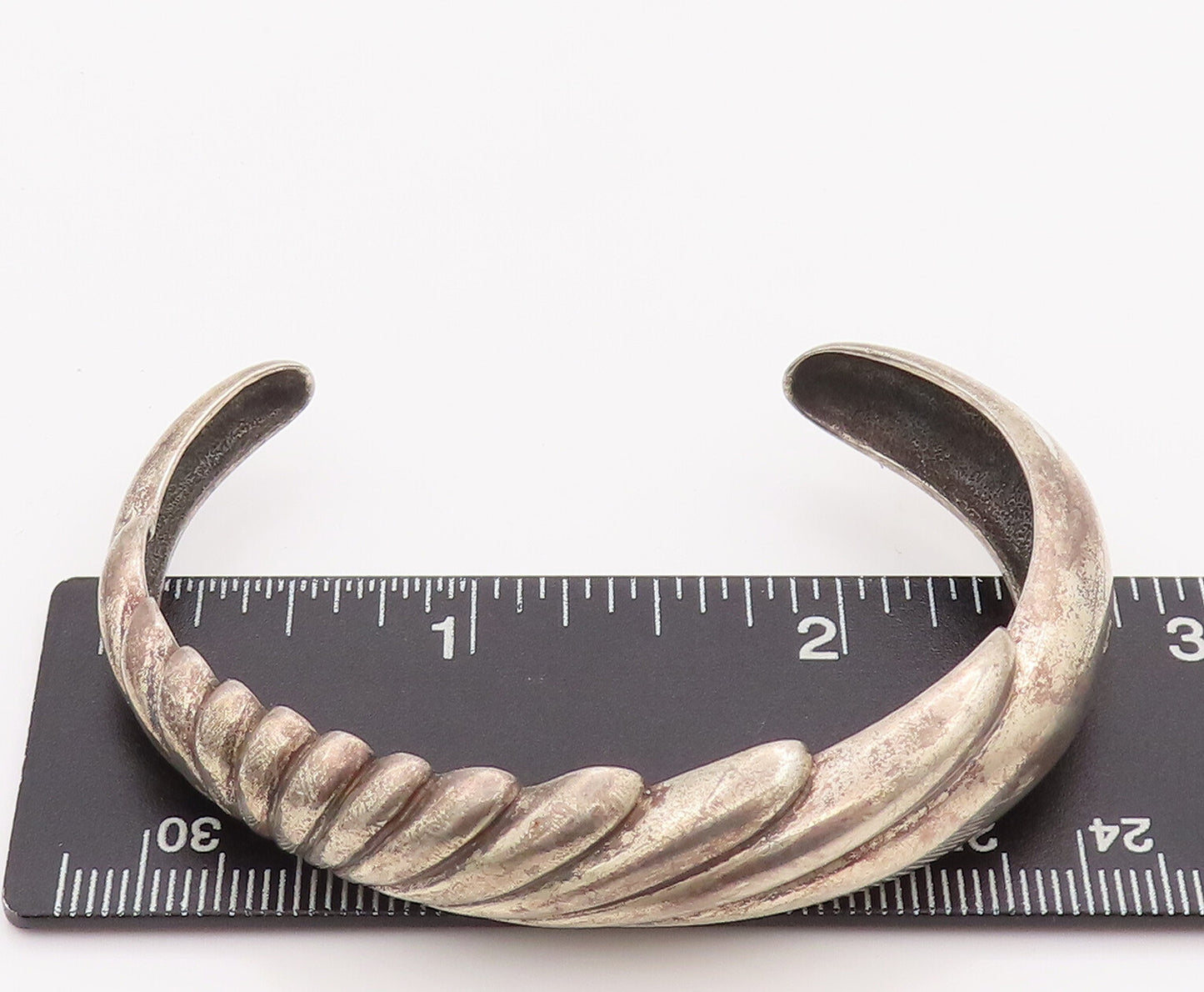 925 Sterling Silver Vintage Bracelet Cuff Carved Spreading Sunrays   BT10186
