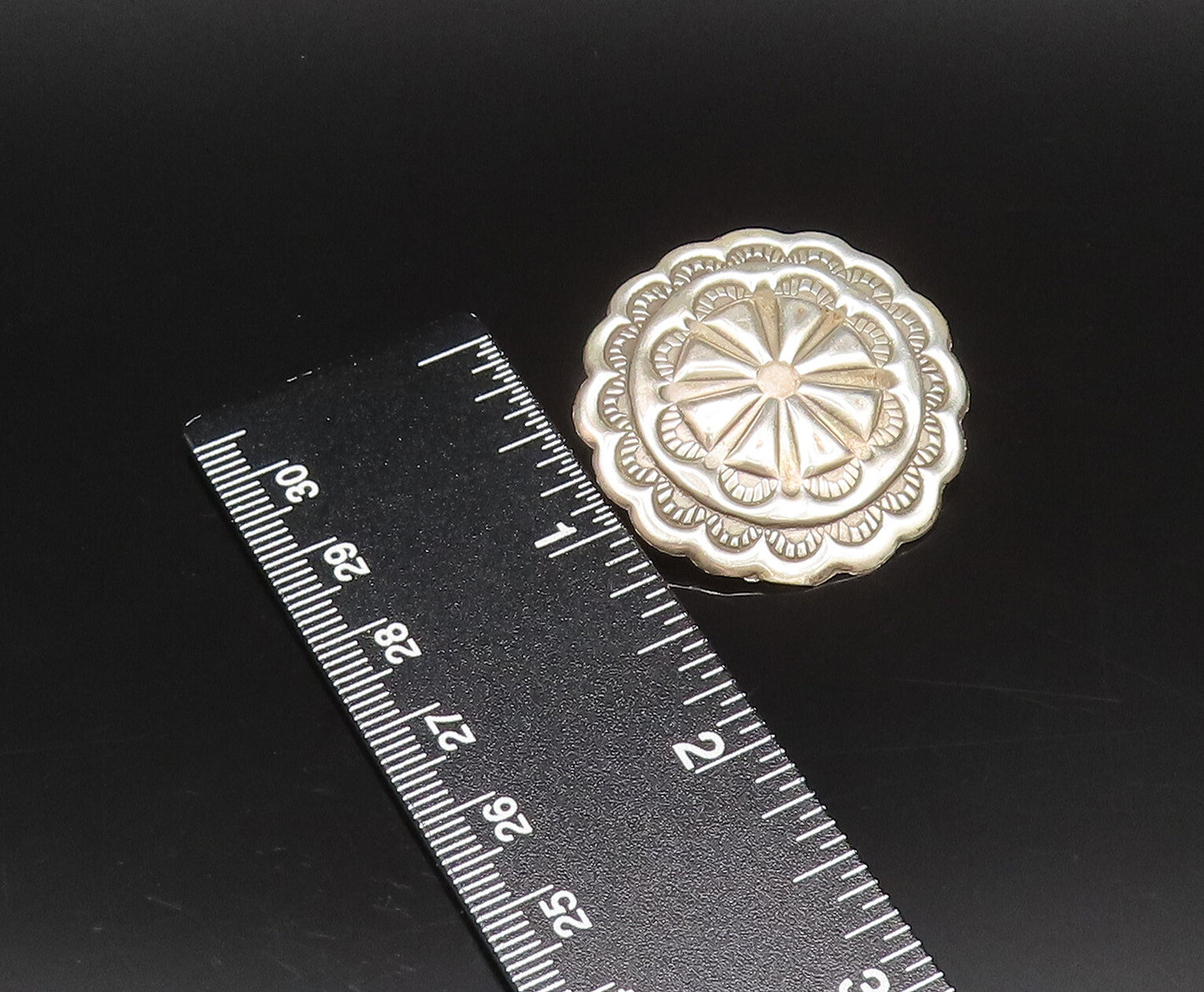SOUTHWESTERN 925 Sterling Silver Vintage Carved Concho Floral Earrings EG12299