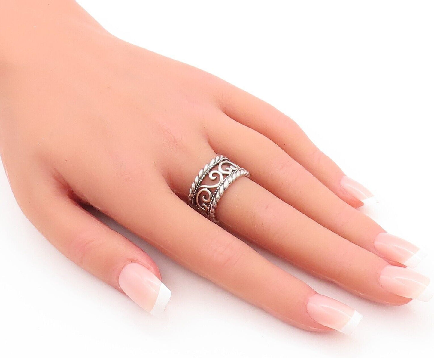 925 Sterling Silver Vintage Ring Swirly Cutout Roped Bordered  Sz 7  RG28599