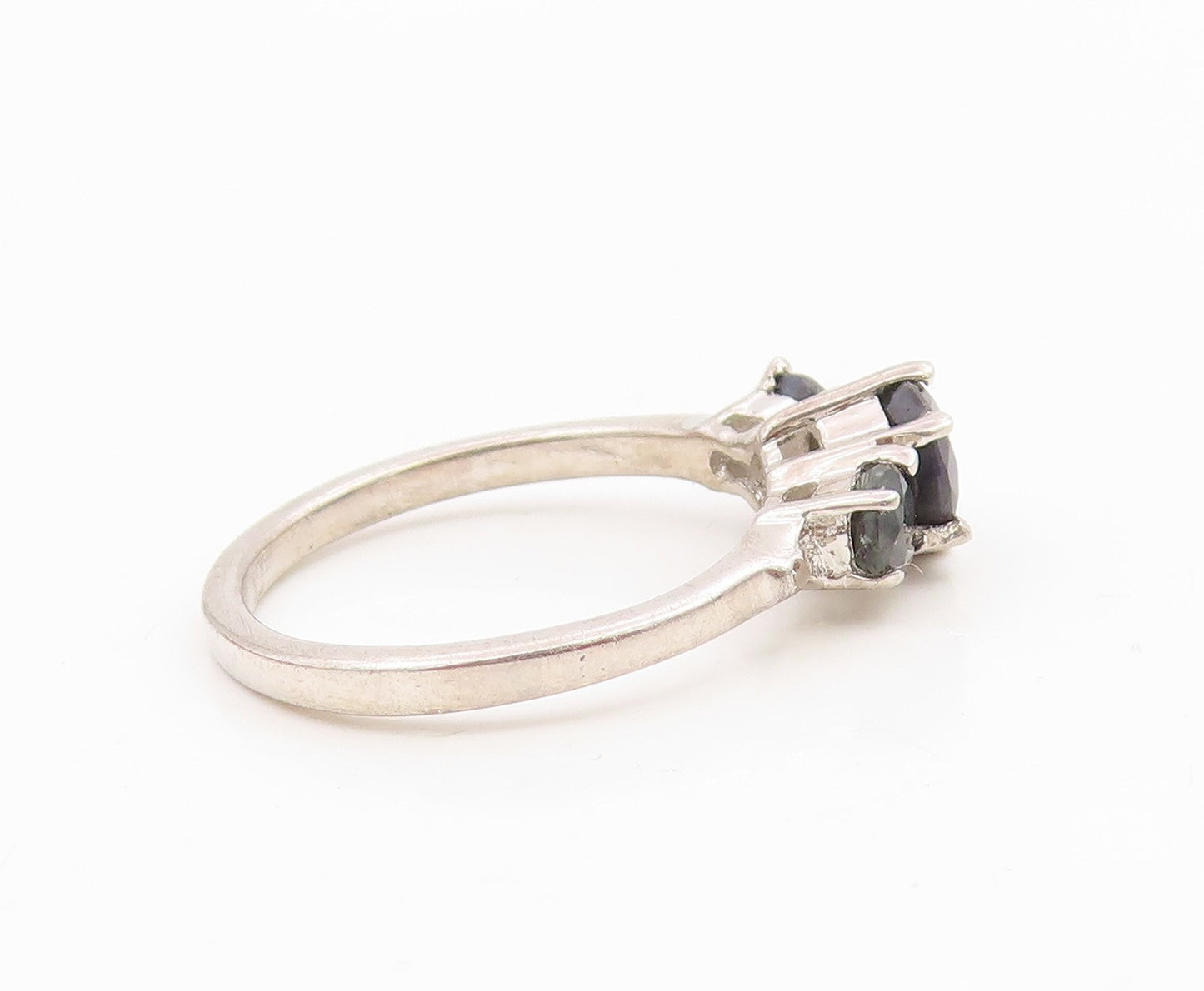 925 Sterling Silver Vintage Ring Elegant Three Stone Onyx Band  Sz 6.5  RG36160