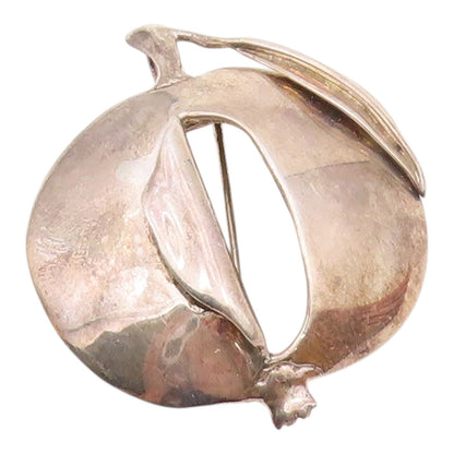 925 Sterling Silver  Vintage Shiny Cutout Apple Fruit Motif Brooch Pin  BP3588
