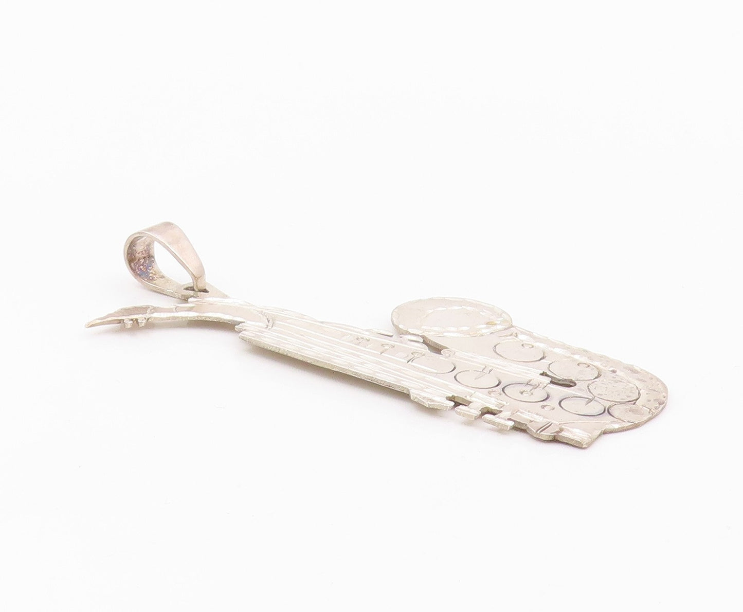 925 Sterling Silver  Vintage Shiny Etched Saxophone Instrument Pendant PT10332