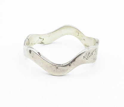 925 Sterling Silver  Vintage Modernist Smooth Wavy Bangle Bracelet  BT1733