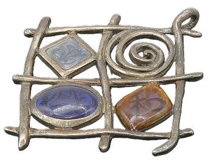 925 Sterling Silver  Vintage Enamel Detail Sculpted Grid Pendant  PT17976