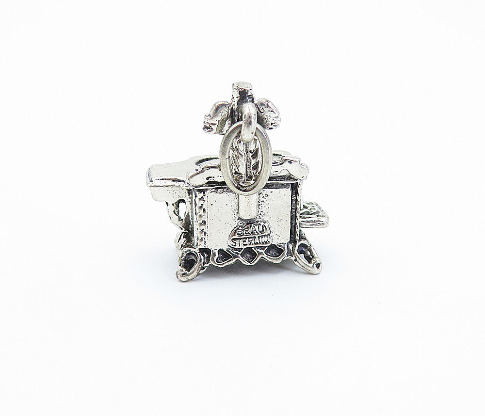BEAU 925 Sterling Silver  Vintage Old Fashioned Stove Drop Pendant  PT6172