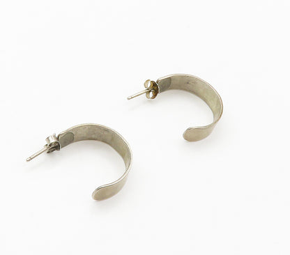 NAVAJO 925 Sterling Silver  Vintage Etched Detail JHoop Earrings  EG7788