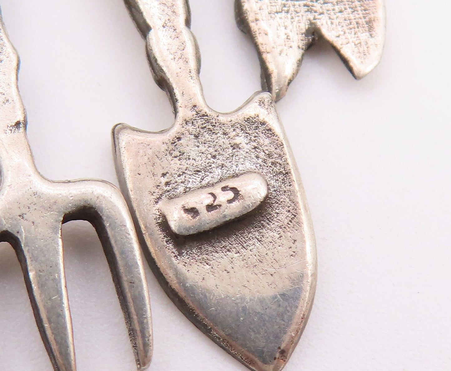 925 Sterling Silver  Vintage Dark Tone Watering Can Charmed Brooch Pin  BP3461